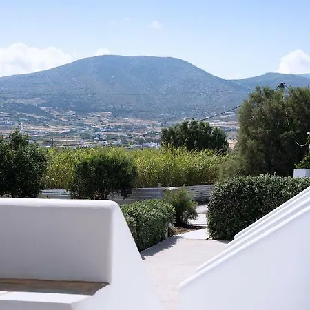 Golden Paros アパート クリシ・アクティ