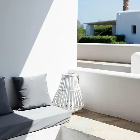 Golden Paros *